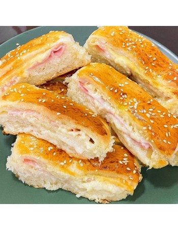 Sandwich de Jamón y Queso 2