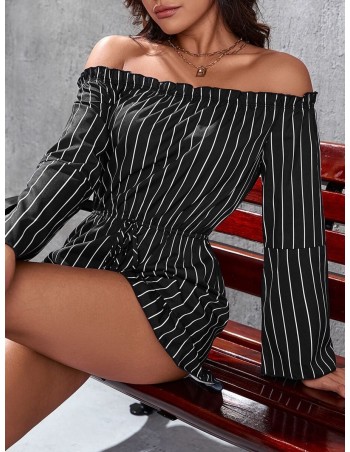 SHEIN PETITE Mono con estampado de rayas de hombros descubiertos con nudo delantero bajo con fruncido